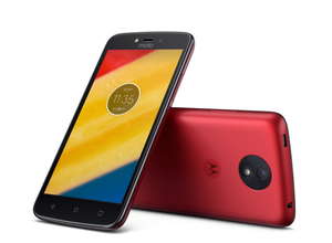 Lenovo представляет новые смартфоны Motorola Moto C и Moto C Plus