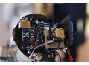 Корпорация Intel официально представила первую плату для прототипирования на базе модуля Intel® Curie в России