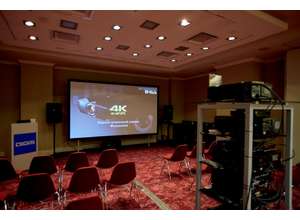 Высочайшая яркость, рекордная контрастность, поддержка 4К и HDR: в Москве показали кинотеатральные новинки от JVC