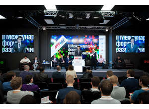 LG Electronics — генеральный партнер  II Международного форума Apps4All