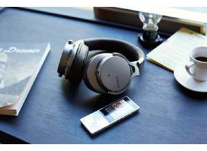 Наслаждайтесь музыкой в формате Hi-Res Audio с новыми наушниками Sony MDR-1ABT