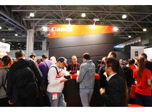 В Москве открылся 19-й по счету Фотофорум