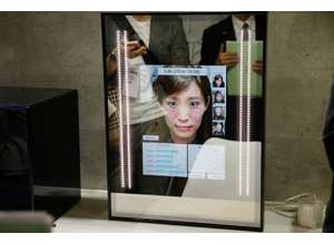 «Умное» зеркало от Panasonic научилось печатать идеальную кожу