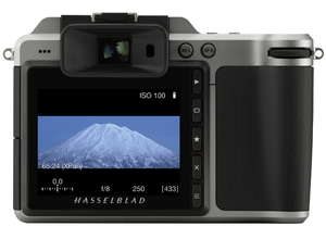 Hasselblad выпустила новую прошивку для среднеформатной камеры X1D