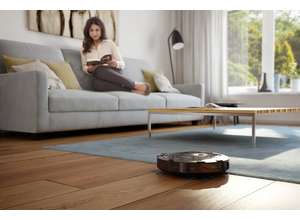 Компания Philips представляет новое поколение роботов-пылесосов SmartPro