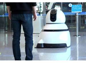 Роботы от LG приступили к работе в крупнейшем аэропорту Кореи