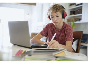 Детки в «сетке»: как сделать жизнь в интернете безопасной для вашего ребенка?