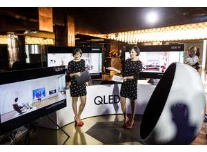 Звезды кино и известные дизайнеры познакомились с новой линейкой QLED ТВ Samsung