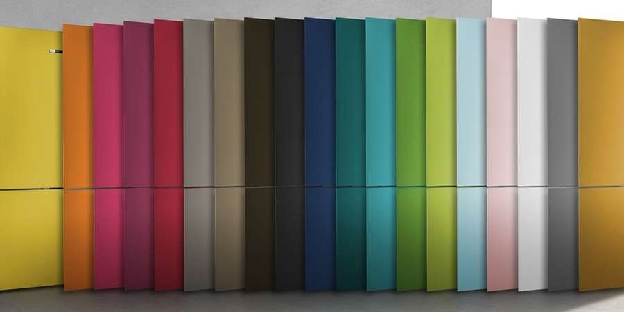 Двухметровые разноцветные холодильники