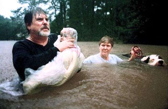 Наводнение в Крымске: главное - живы...