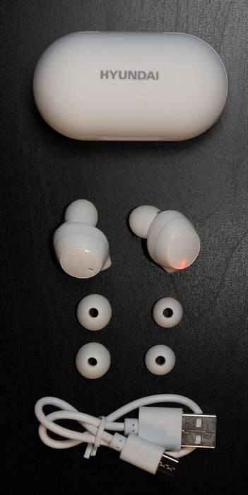 HYUNDAI H-EP100 наушники.