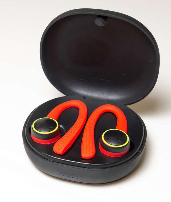 HYUNDAI H-EP200 красные