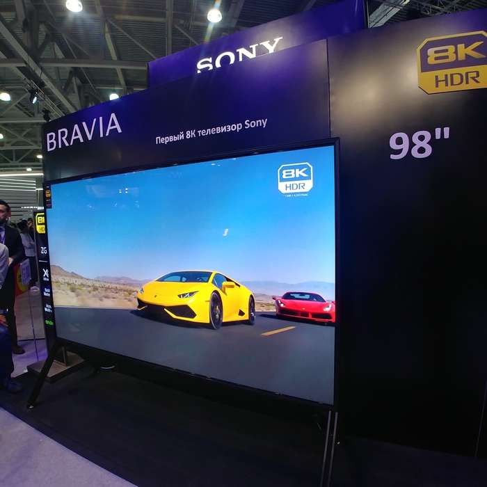 98 дюймовый телевизор 8K 