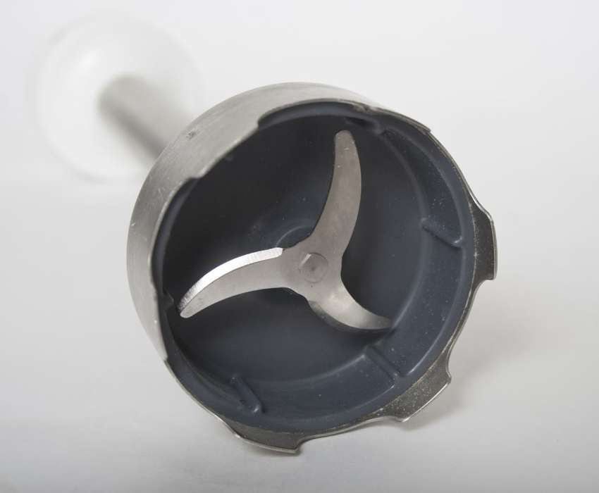 Блендер KENWOOD Triblade HB724p - ножик