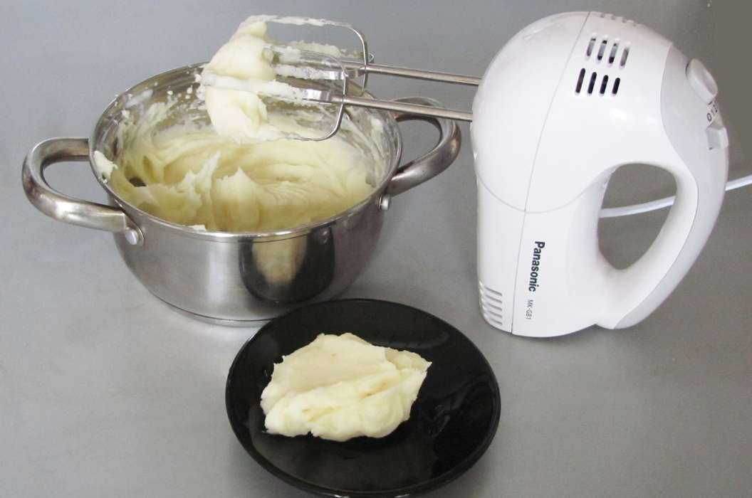 Ручной миксер BOMANN HM 359 CB - пюре