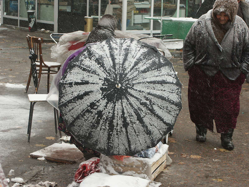 4. Торговля на улице. Ташкент. 2003