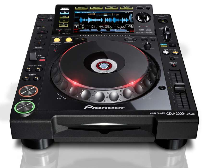Мультиформатный плеер CDJ-2000nexus