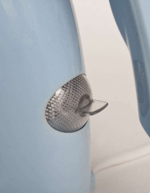 Электрический чайник UNIT UEK-215