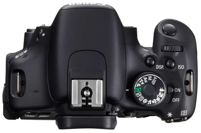 Любительская зеркальная цифровая фотокамера Canon EOS 600D