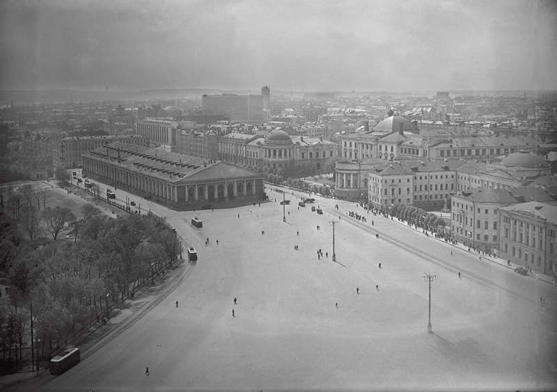 Манежная площадь. 30-е годы 