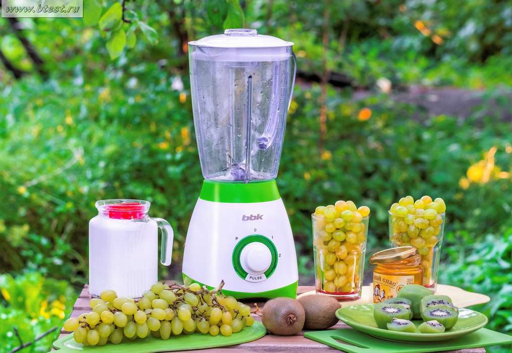 блендер BBK - KBS0505 