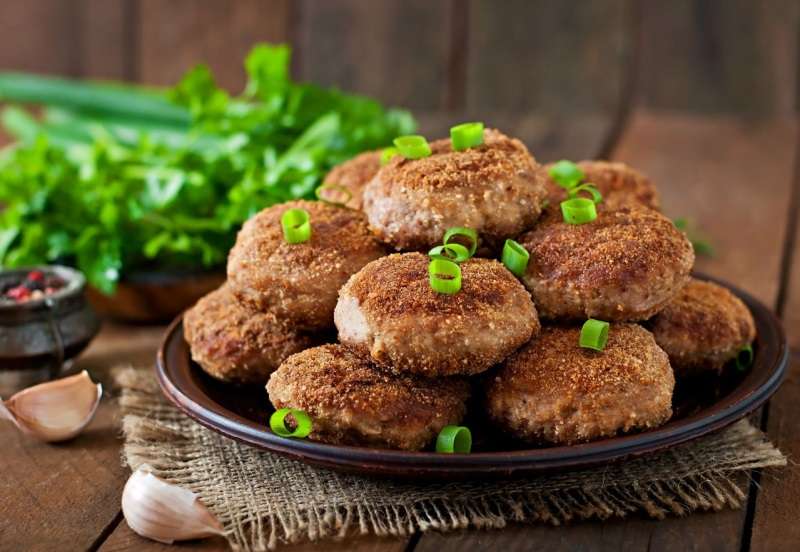 Домашние говяжьи колбаски с булгуром и сыром кеббе на мясорубке простой рецепт пошаговый