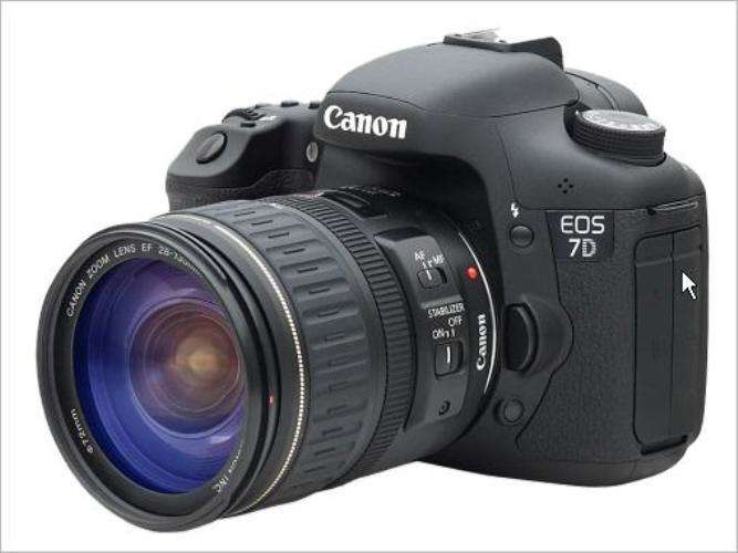Зеркальная камера Сanon  EOS 7D Mark