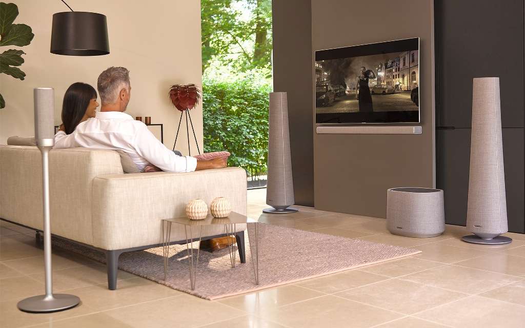 708_hk_citation_5_1_grey_living_room_hero