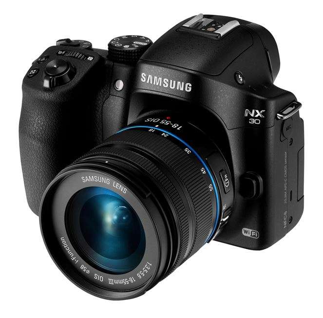 Фотокамера Samsung NX30