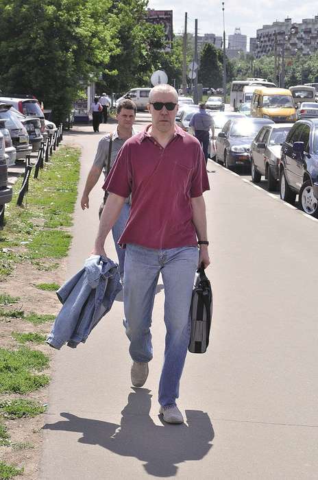 Шагая по улице