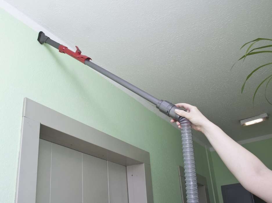 Тест вертикального пылесоса Dyson DC42 AllergyDyson_DC42_Allergy_9.