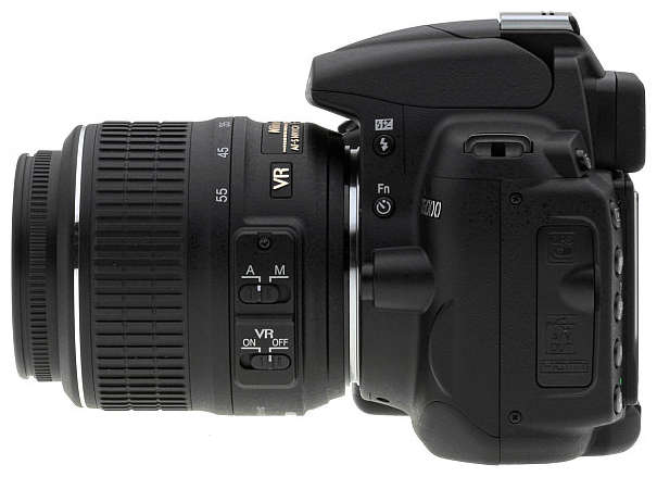 Зеркальная фотокамера Nikon D5000