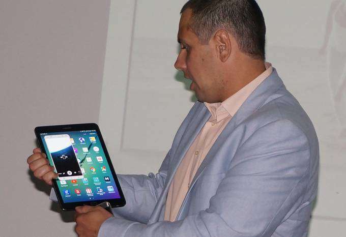 Samsung Galaxy Tab S2