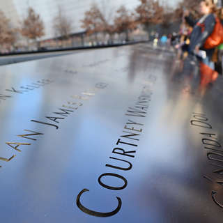 Нью-Йорк. Мемориал 11 сентября 2001 г.