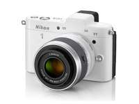 Беззеркальный фотоаппарат Nikon 1 V1 WH Kit + 10-30mm