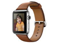 корпус из нержавеющей стали, ремешок золотисто-коричневого цвета с классической пряжкой