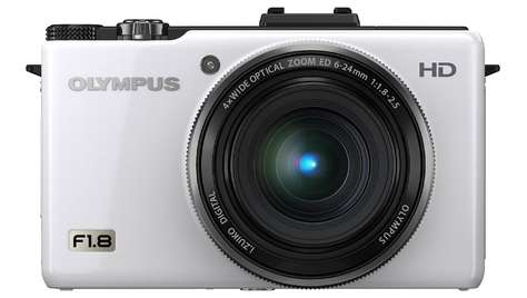 Компактный фотоаппарат Olympus XZ-1 белый