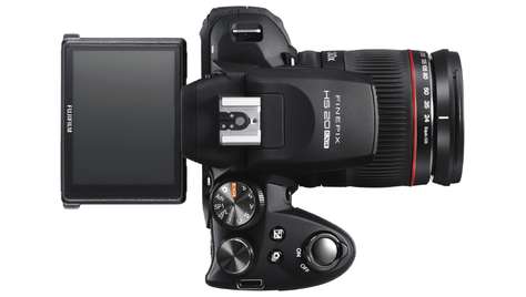 Компактный фотоаппарат Fujifilm FinePix HS10