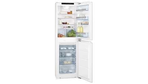 Встраиваемый холодильник AEG SCN71800F0