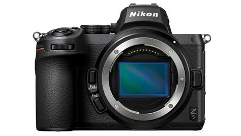Беззеркальная камера Nikon Z5 Body