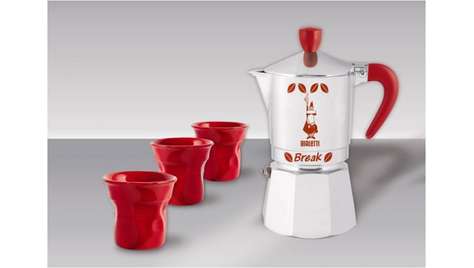 Кофеварка Bialetti гейзер &quot;Break&quot; 3 п. 4990 (+ 3 красные чашки под пластиковые)
