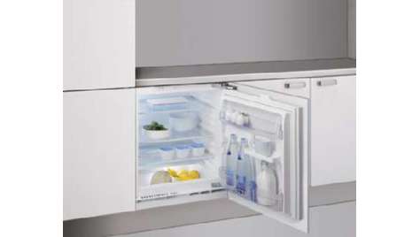 Встраиваемый холодильник Whirlpool ARG 590/3