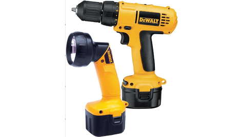 Шуруповерт Dewalt DC 740 KAT