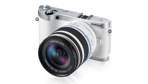 Беззеркальный фотоаппарат Samsung NX300