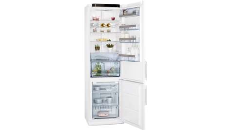 Холодильник AEG S83600CMW0