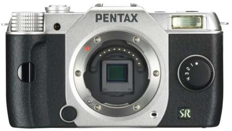 Беззеркальный фотоаппарат Pentax Q7 Body Silver