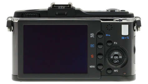 Беззеркальный фотоаппарат Olympus Pen E-P2 Kit