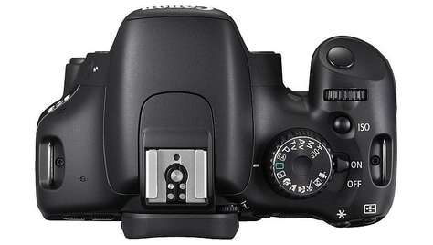 Зеркальный фотоаппарат Canon EOS 550D Body