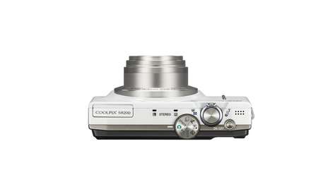 Компактный фотоаппарат Nikon COOLPIX S8200 White