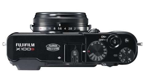 Компактный фотоаппарат Fujifilm X 100 S Black